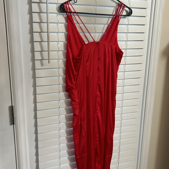 DO+BE red cocktail dress - Picture 4 of 5